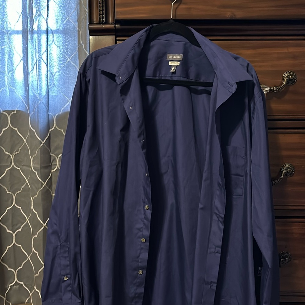 Men’s dress shirt
